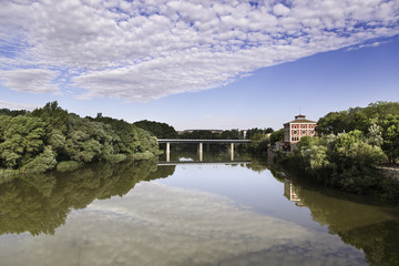 Fototapeta premium River with bridge and building