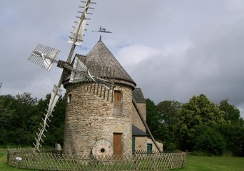 Vigneux-de-Bretagne - Moulin à vent