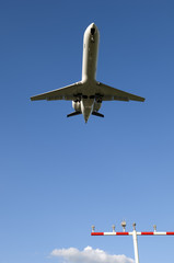 airplane landing at frankfurt airport