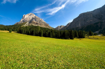 Fototapeta premium Sass de Puntia - Villnößtal - Dolomiten - Alpen