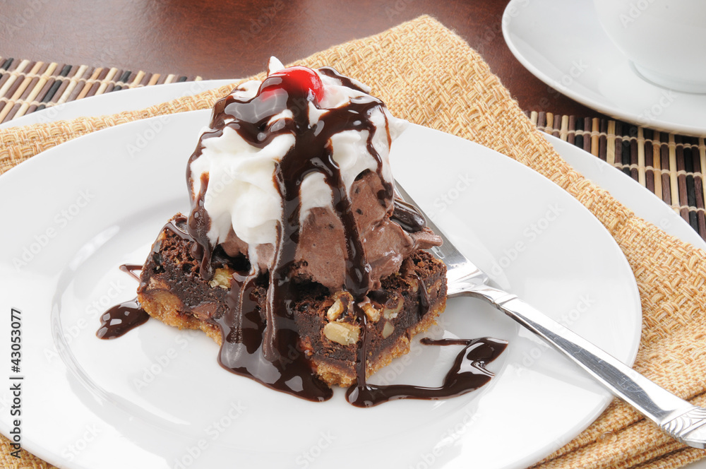 Poster Fudge brownie with ice cream