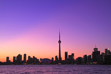 Toronto Skyline © Aqnus