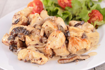 meat with mushroom sauce