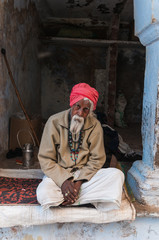 Alter Inder mit rotem Turban, Pushkar, Rajastan, Indien
