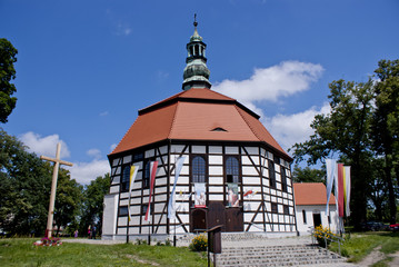 Kościół Matki Boskiej Częstochowskiej w Sułowie © Jan
