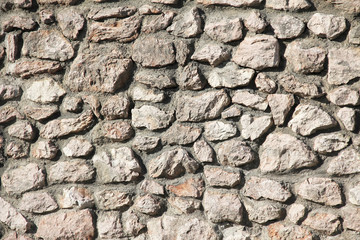 Natursteinwand