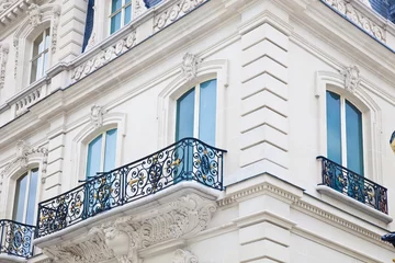Gordijnen Huis met balkon aan de Champs Elysees in Parijs © Tiberius Gracchus