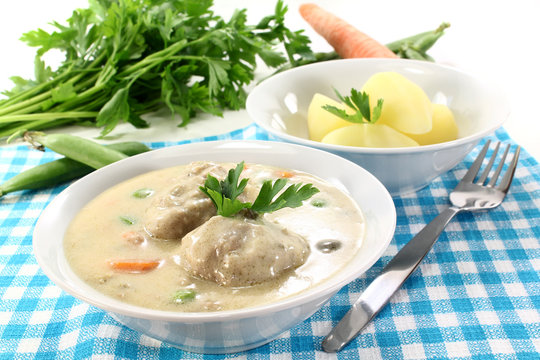 K&ouml;nigsberger Klopse