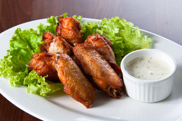 fried chicken wings with sauce
