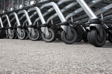 Obraz na płótnie Canvas Shopping cart wheels