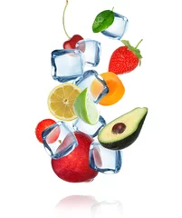 Foto op Canvas Fruit met ijsblokjes in beweging © Lukas Gojda