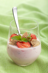 strawberry yogurt with cornflakes and mint