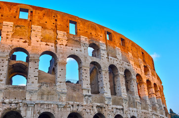 Naklejka premium Colosseum at sunset