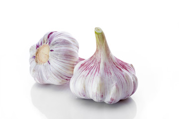 Obraz premium Garlics on white background