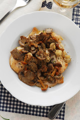 Fleisch und pilze Meat and mushrooms мясом и грибами