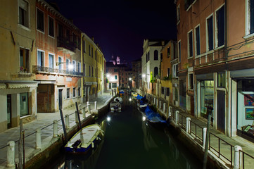 Fototapeta na wymiar Wenecja - Noc 2012