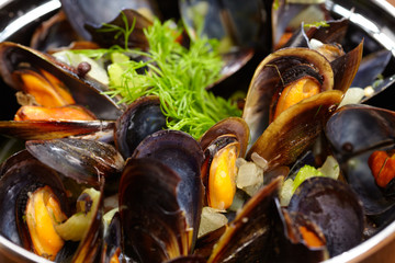 mussels with lemon