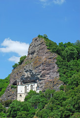 Fototapeta na wymiar słynny rock-wykuty kościół Idar-Oberstein