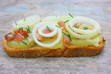tartine de tartiflette