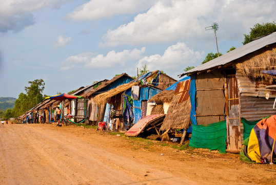 Slums on the road to the Otress beach, Sihanoukville, Cambodia
