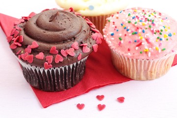 Chocolate and strawberry cupcakes