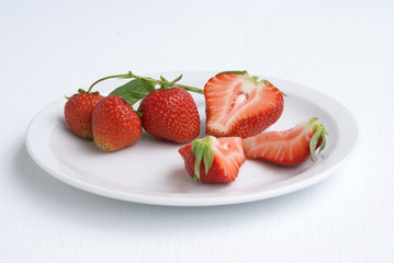 Erdbeeren auf dem teller