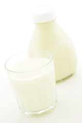 pint glass milk bottle