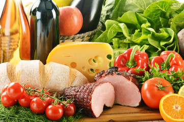 Composition with variety of grocery products