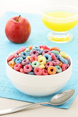 kids delicious and nutritious cereal loops or fruit cereal