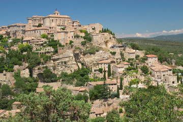 Obraz premium General view of hiltop village of Gordes.