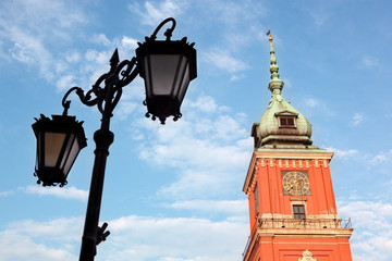 Fototapeta na wymiar the Royal Castle (Zamek Królewski) main tower in Warsaw, Poland