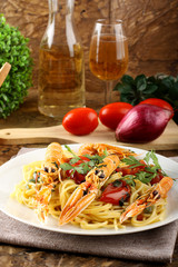 Spaghetti with prawns