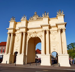 Fototapeta na wymiar Arc de Triomphe, Poczdam, Allemagne