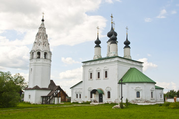 Fototapeta na wymiar Православная церковь в Русской провинции