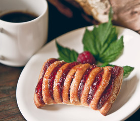 Strudel with raspberry and coffee