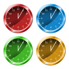 Horloges en relief métallique