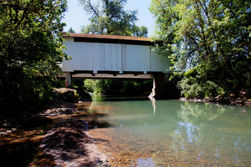Obraz premium Covered Bridge