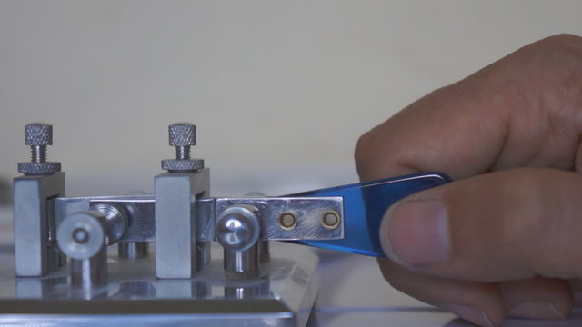 Telegraph transmission using sideswiper key