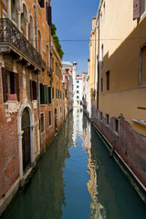 Fototapeta na wymiar Venetian canals