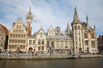 Fototapeta na wymiar Gent - palace from Graselei street