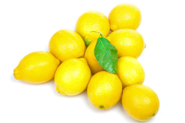 Pyramid from lemons with leaf