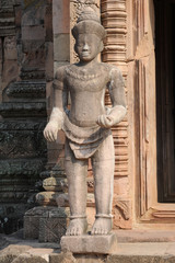 Statua al tempio khmer di Prasat Muang Tam in Tailandia