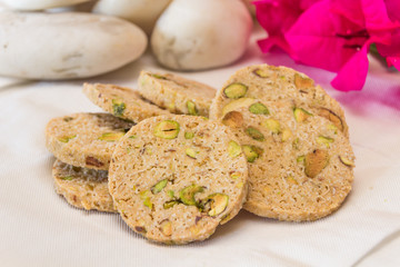 Pistachio biscuits