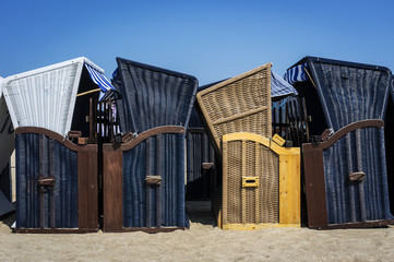 Strandstoelen aan de Poolse kust