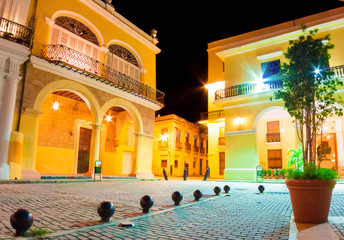 Old spanish palaces in Hvana illuminated at night