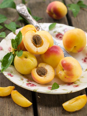 apricots