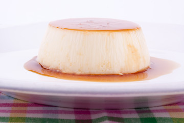 creme caramel