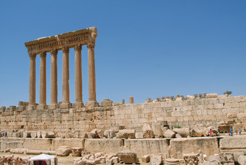 Obraz premium Jupiter s temple ancient Roman columns, Baalbek, Lebanon