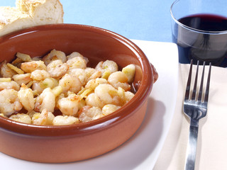 Gambas al ajillo – Fried shrimps with garlic