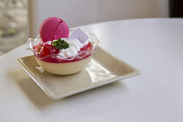 Strawberry Tiramisu Cake